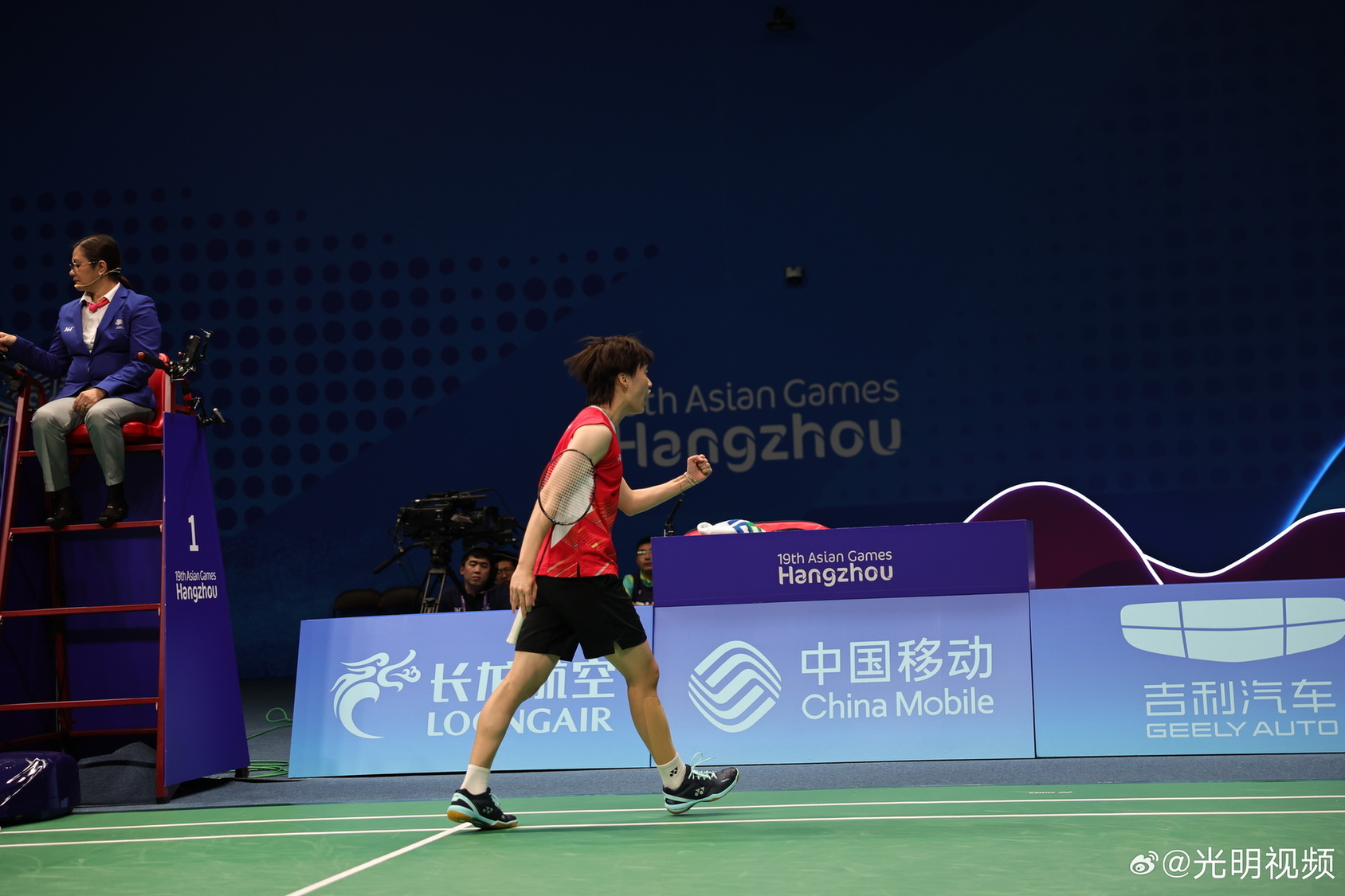 的奋起直追 的奋起直追