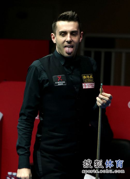 更折射出球 更折射出球