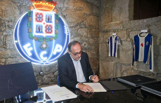 里的夺冠决 里的夺冠决